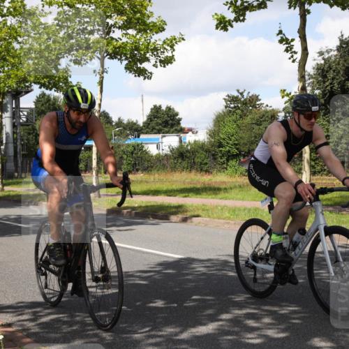 10.08.2025 - GEWOBA Citytriathlon Bremen Yannick Fuchs http://msf.ph/oto/8573481 10.08.2025 13:04:10 Radfahren 574, 576, 605, 625, 640, 685, 697, 760, 769, 786, 946, 960, 963, 1013, 1036 meine-sportfotos.de