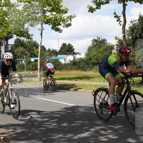 10.08.2025 - GEWOBA Citytriathlon Bremen Yannick Fuchs http://msf.ph/oto/8573485 10.08.2025 13:04:12 Radfahren 576, 605, 625, 640, 685, 697, 760, 769, 786, 946, 960, 963, 1013, 1036 meine-sportfotos.de