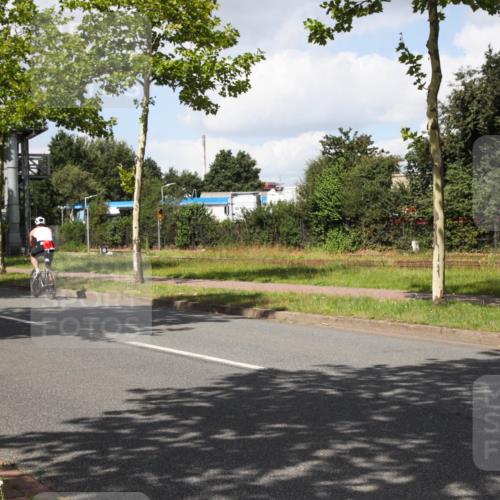 10.08.2025 - GEWOBA Citytriathlon Bremen Yannick Fuchs http://msf.ph/oto/8573488 10.08.2025 13:04:12 Radfahren 576, 605, 625, 640, 685, 697, 760, 769, 786, 946, 960, 963, 1013, 1036 meine-sportfotos.de
