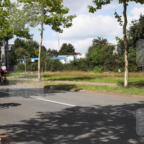 10.08.2025 - GEWOBA Citytriathlon Bremen Yannick Fuchs http://msf.ph/oto/8573489 10.08.2025 13:04:13 Radfahren 576, 605, 625, 640, 697, 760, 769, 786, 799, 946, 960, 963, 1013, 1036 meine-sportfotos.de