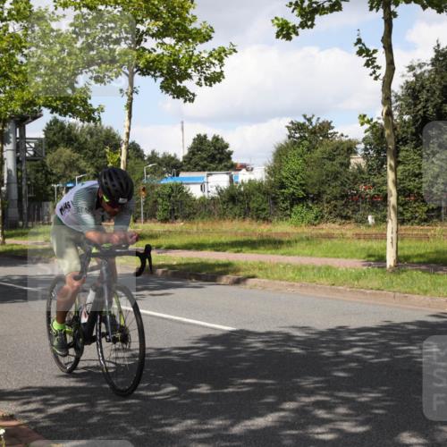 10.08.2025 - GEWOBA Citytriathlon Bremen Yannick Fuchs http://msf.ph/oto/8573490 10.08.2025 13:04:13 Radfahren 576, 605, 625, 640, 697, 760, 769, 786, 799, 946, 960, 963, 1013, 1036 meine-sportfotos.de