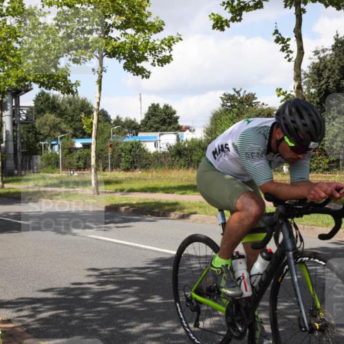 10.08.2025 - GEWOBA Citytriathlon Bremen Yannick Fuchs http://msf.ph/oto/8573491 10.08.2025 13:04:13 Radfahren 576, 605, 625, 640, 697, 760, 769, 786, 799, 946, 960, 963, 1013, 1036 meine-sportfotos.de