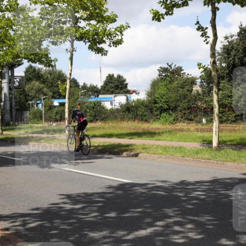 10.08.2025 - GEWOBA Citytriathlon Bremen Yannick Fuchs http://msf.ph/oto/8573519 10.08.2025 13:04:21 Radfahren 640, 674, 697, 751, 760, 769, 786, 799, 875, 946, 960, 963, 1013, 1036 meine-sportfotos.de