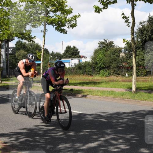 10.08.2025 - GEWOBA Citytriathlon Bremen Yannick Fuchs http://msf.ph/oto/8573684 10.08.2025 13:06:47 Radfahren 638, 679, 699, 732, 788, 867, 914, 927 meine-sportfotos.de