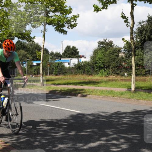 10.08.2025 - GEWOBA Citytriathlon Bremen Yannick Fuchs http://msf.ph/oto/8573740 10.08.2025 13:07:54 Radfahren 578, 643, 689, 774, 852, 941 meine-sportfotos.de