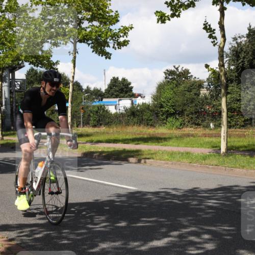 10.08.2025 - GEWOBA Citytriathlon Bremen Yannick Fuchs http://msf.ph/oto/8573758 10.08.2025 13:08:13 Radfahren 626, 643, 666, 687, 792, 838, 852, 980 meine-sportfotos.de