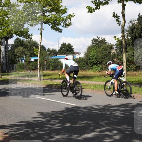 10.08.2025 - GEWOBA Citytriathlon Bremen Yannick Fuchs http://msf.ph/oto/8573771 10.08.2025 13:08:31 Radfahren 551, 552, 692, 702, 768, 824, 836, 855, 859, 968, 980 meine-sportfotos.de