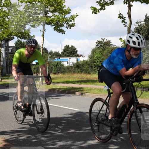 10.08.2025 - GEWOBA Citytriathlon Bremen Yannick Fuchs http://msf.ph/oto/8573774 10.08.2025 13:08:33 Radfahren 551, 552, 692, 702, 768, 824, 836, 855, 859, 968, 980 meine-sportfotos.de