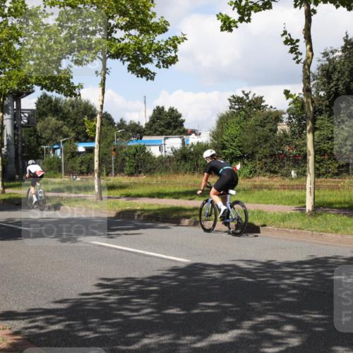 10.08.2025 - GEWOBA Citytriathlon Bremen Yannick Fuchs http://msf.ph/oto/8573805 10.08.2025 13:09:19 Radfahren 735, 973, 977, 1006 meine-sportfotos.de