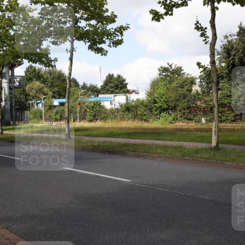 10.08.2025 - GEWOBA Citytriathlon Bremen Yannick Fuchs http://msf.ph/oto/8573843 10.08.2025 13:11:20 Radfahren 593, 664, 686, 688, 708, 759, 915 meine-sportfotos.de