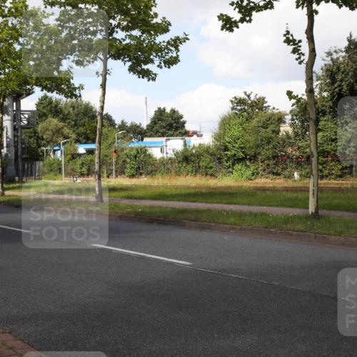 10.08.2025 - GEWOBA Citytriathlon Bremen Yannick Fuchs http://msf.ph/oto/8573845 10.08.2025 13:11:20 Radfahren 593, 664, 686, 688, 708, 759, 915 meine-sportfotos.de