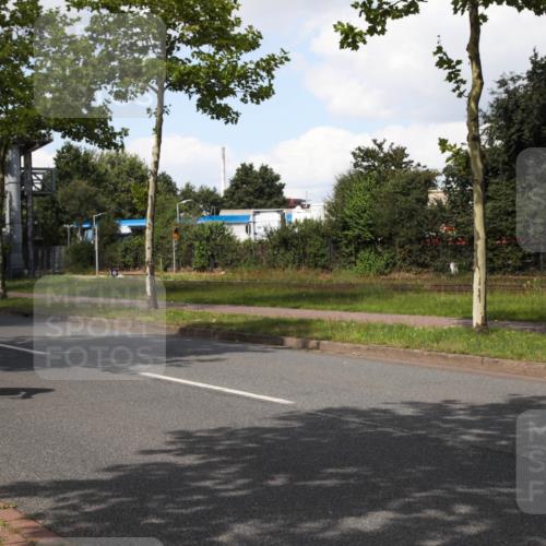 10.08.2025 - GEWOBA Citytriathlon Bremen Yannick Fuchs http://msf.ph/oto/8573856 10.08.2025 13:11:29 Radfahren 604, 664, 667, 686, 688, 708, 894, 915, 937 meine-sportfotos.de