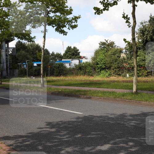 10.08.2025 - GEWOBA Citytriathlon Bremen Yannick Fuchs http://msf.ph/oto/8573886 10.08.2025 13:12:13 Radfahren  meine-sportfotos.de
