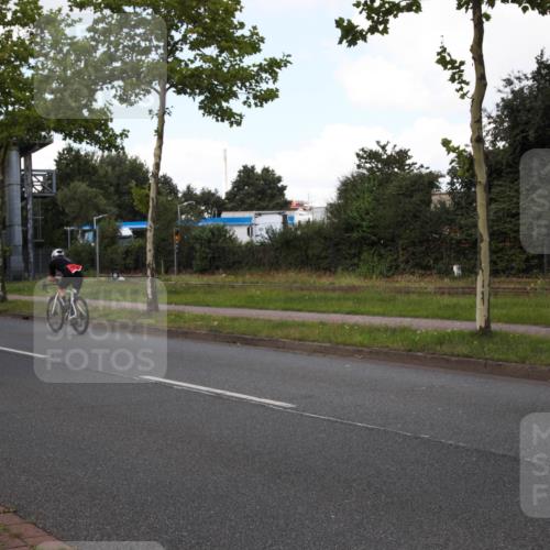 10.08.2025 - GEWOBA Citytriathlon Bremen Yannick Fuchs http://msf.ph/oto/8573909 10.08.2025 13:12:53 Radfahren 575, 582, 895, 1028, 1035 meine-sportfotos.de