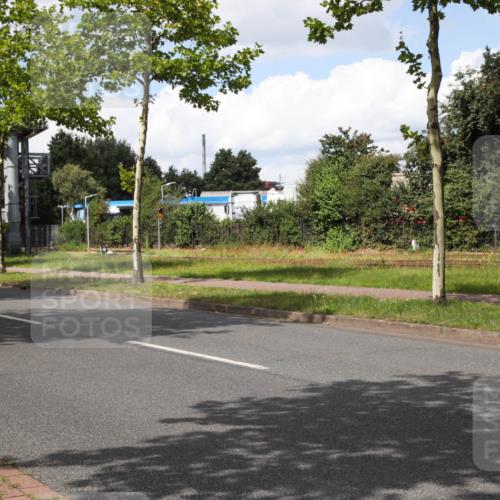 10.08.2025 - GEWOBA Citytriathlon Bremen Yannick Fuchs http://msf.ph/oto/8574060 10.08.2025 13:26:47 Radfahren 809, 962 meine-sportfotos.de