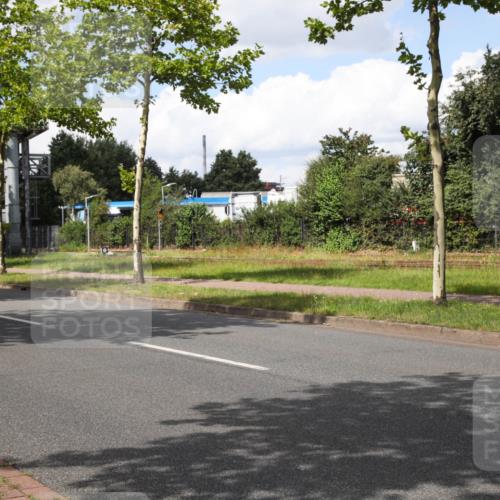 10.08.2025 - GEWOBA Citytriathlon Bremen Yannick Fuchs http://msf.ph/oto/8574062 10.08.2025 13:26:47 Radfahren 809, 962 meine-sportfotos.de