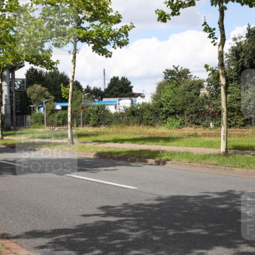 10.08.2025 - GEWOBA Citytriathlon Bremen Yannick Fuchs http://msf.ph/oto/8574064 10.08.2025 13:26:48 Radfahren 809, 962 meine-sportfotos.de