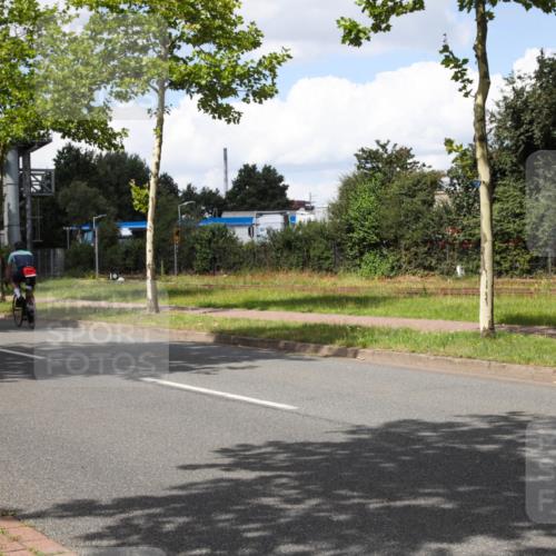 10.08.2025 - GEWOBA Citytriathlon Bremen Yannick Fuchs http://msf.ph/oto/8574079 10.08.2025 13:27:13 Radfahren 909 meine-sportfotos.de
