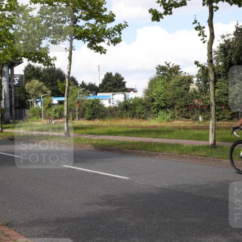 10.08.2025 - GEWOBA Citytriathlon Bremen Yannick Fuchs http://msf.ph/oto/8574095 10.08.2025 13:28:37 Radfahren  meine-sportfotos.de
