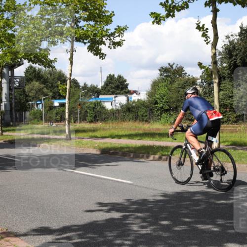 10.08.2025 - GEWOBA Citytriathlon Bremen Yannick Fuchs http://msf.ph/oto/8574154 10.08.2025 13:33:27 Radfahren  meine-sportfotos.de