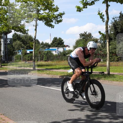 10.08.2025 - GEWOBA Citytriathlon Bremen Yannick Fuchs http://msf.ph/oto/8574247 10.08.2025 14:08:58 Radfahren 165 meine-sportfotos.de