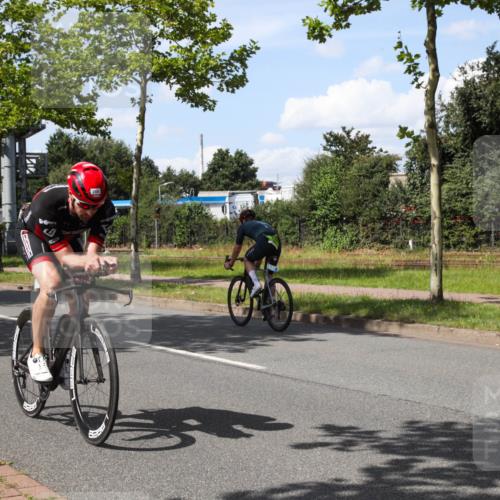 10.08.2025 - GEWOBA Citytriathlon Bremen Yannick Fuchs http://msf.ph/oto/8574299 10.08.2025 14:11:56 Radfahren 12, 156, 168 meine-sportfotos.de