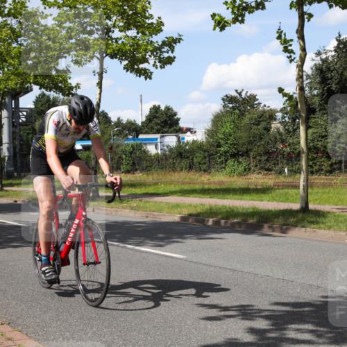 10.08.2025 - GEWOBA Citytriathlon Bremen Yannick Fuchs http://msf.ph/oto/8574324 10.08.2025 14:12:30 Radfahren 10, 33, 42, 66, 155, 171, 178 meine-sportfotos.de