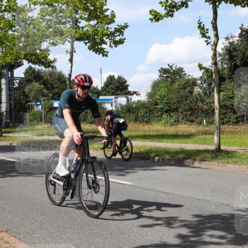 10.08.2025 - GEWOBA Citytriathlon Bremen Yannick Fuchs http://msf.ph/oto/8574339 10.08.2025 14:12:47 Radfahren 95, 117, 148, 155 meine-sportfotos.de