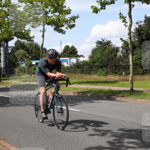 10.08.2025 - GEWOBA Citytriathlon Bremen Yannick Fuchs http://msf.ph/oto/8574372 10.08.2025 14:13:12 Radfahren 8, 104, 107 meine-sportfotos.de
