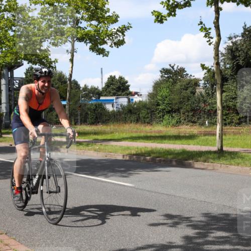 10.08.2025 - GEWOBA Citytriathlon Bremen Yannick Fuchs http://msf.ph/oto/8574375 10.08.2025 14:13:25 Radfahren 14, 26, 104, 107, 175 meine-sportfotos.de