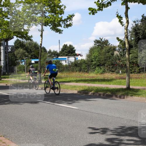 10.08.2025 - GEWOBA Citytriathlon Bremen Yannick Fuchs http://msf.ph/oto/8574418 10.08.2025 14:14:09 Radfahren  meine-sportfotos.de
