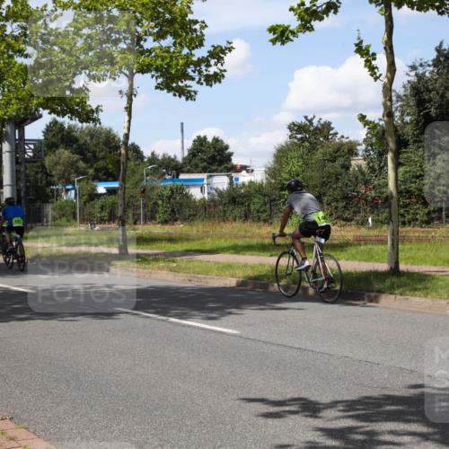 10.08.2025 - GEWOBA Citytriathlon Bremen Yannick Fuchs http://msf.ph/oto/8574420 10.08.2025 14:14:10 Radfahren 122 meine-sportfotos.de