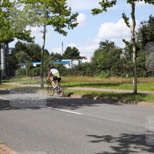 10.08.2025 - GEWOBA Citytriathlon Bremen Yannick Fuchs http://msf.ph/oto/8574422 10.08.2025 14:14:10 Radfahren 122 meine-sportfotos.de