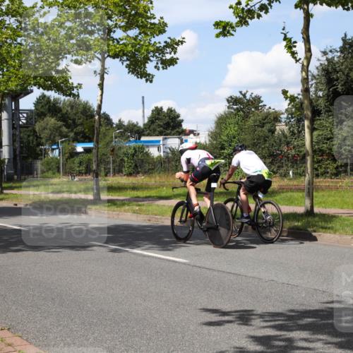 10.08.2025 - GEWOBA Citytriathlon Bremen Yannick Fuchs http://msf.ph/oto/8574428 10.08.2025 14:14:12 Radfahren 122 meine-sportfotos.de