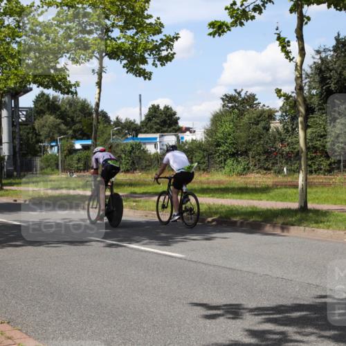 10.08.2025 - GEWOBA Citytriathlon Bremen Yannick Fuchs http://msf.ph/oto/8574429 10.08.2025 14:14:13 Radfahren 122 meine-sportfotos.de