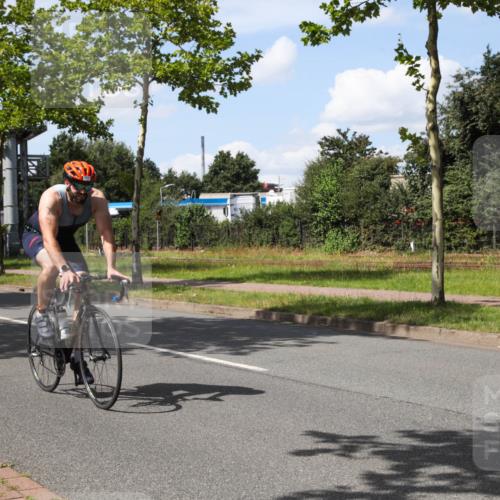 10.08.2025 - GEWOBA Citytriathlon Bremen Yannick Fuchs http://msf.ph/oto/8574471 10.08.2025 14:14:34 Radfahren 77, 93, 105, 113, 122, 143 meine-sportfotos.de