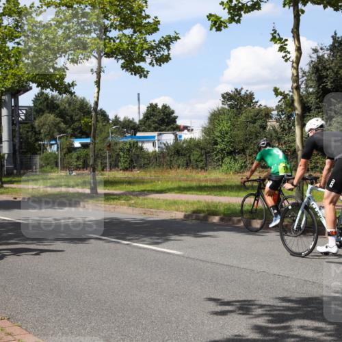 10.08.2025 - GEWOBA Citytriathlon Bremen Yannick Fuchs http://msf.ph/oto/8574484 10.08.2025 14:14:41 Radfahren 68, 77, 93, 96, 105, 113, 143 meine-sportfotos.de