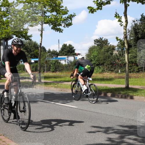 10.08.2025 - GEWOBA Citytriathlon Bremen Yannick Fuchs http://msf.ph/oto/8574485 10.08.2025 14:14:41 Radfahren 68, 77, 93, 96, 105, 113, 143 meine-sportfotos.de