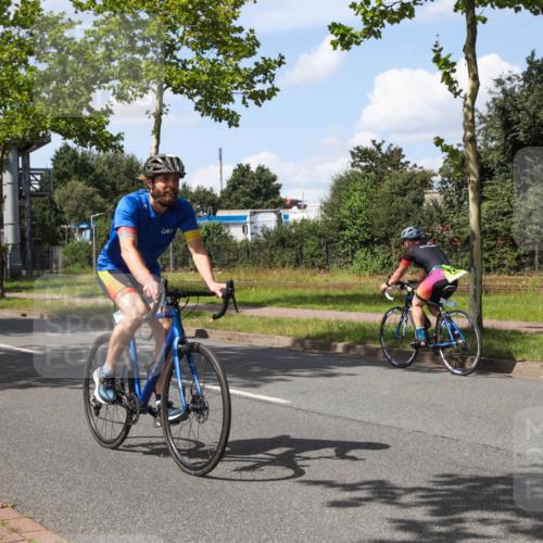 10.08.2025 - GEWOBA Citytriathlon Bremen Yannick Fuchs http://msf.ph/oto/8574533 10.08.2025 14:15:03 Radfahren 15, 37, 76, 82, 108, 133, 146, 151, 226 meine-sportfotos.de