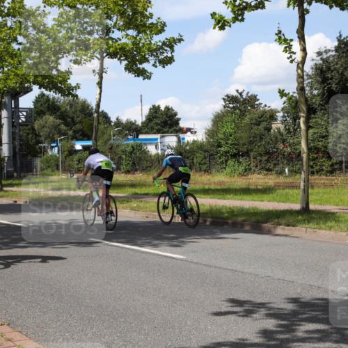 10.08.2025 - GEWOBA Citytriathlon Bremen Yannick Fuchs http://msf.ph/oto/8574560 10.08.2025 14:15:14 Radfahren 15, 45, 54, 55, 76, 88, 97, 108, 133, 146, 151, 226 meine-sportfotos.de