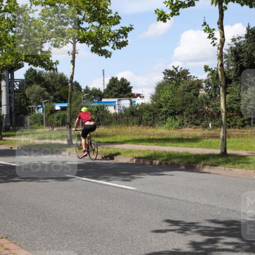 10.08.2025 - GEWOBA Citytriathlon Bremen Yannick Fuchs http://msf.ph/oto/8574593 10.08.2025 14:15:28 Radfahren 45, 54, 55, 88, 97, 118, 123, 187 meine-sportfotos.de