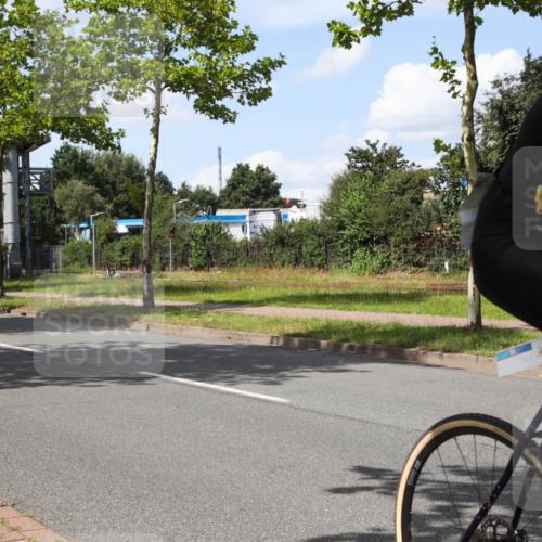 10.08.2025 - GEWOBA Citytriathlon Bremen Yannick Fuchs http://msf.ph/oto/8574596 10.08.2025 14:15:30 Radfahren 45, 54, 55, 72, 88, 97, 118, 123, 187 meine-sportfotos.de