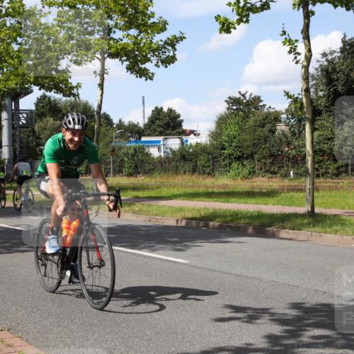 10.08.2025 - GEWOBA Citytriathlon Bremen Yannick Fuchs http://msf.ph/oto/8574612 10.08.2025 14:15:39 Radfahren 72, 74, 98, 118, 123, 187 meine-sportfotos.de