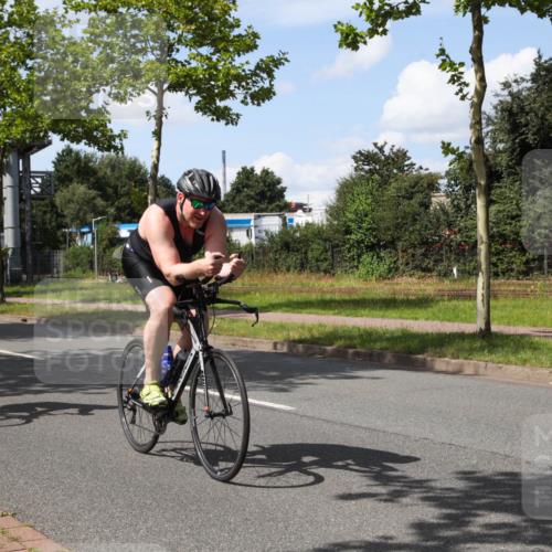 10.08.2025 - GEWOBA Citytriathlon Bremen Yannick Fuchs http://msf.ph/oto/8574616 10.08.2025 14:15:46 Radfahren 72, 74, 98, 118, 187, 271 meine-sportfotos.de