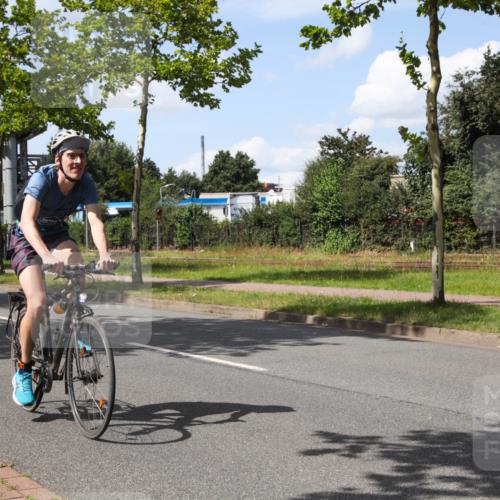 10.08.2025 - GEWOBA Citytriathlon Bremen Yannick Fuchs http://msf.ph/oto/8574635 10.08.2025 14:16:06 Radfahren 2, 23, 24, 43, 46, 62, 65, 92, 129, 271 meine-sportfotos.de