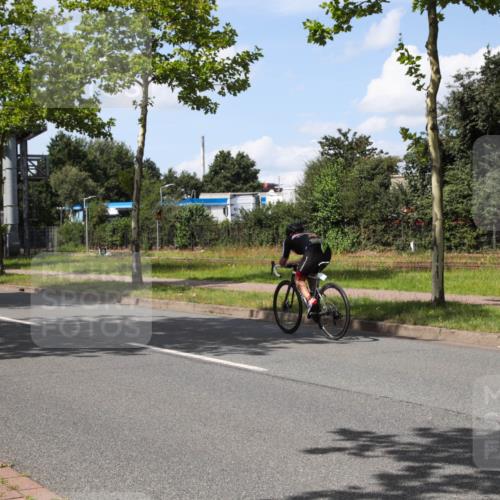 10.08.2025 - GEWOBA Citytriathlon Bremen Yannick Fuchs http://msf.ph/oto/8574723 10.08.2025 14:16:37 Radfahren 31, 57, 63, 64, 121, 144, 152, 173 meine-sportfotos.de