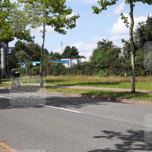 10.08.2025 - GEWOBA Citytriathlon Bremen Yannick Fuchs http://msf.ph/oto/8574752 10.08.2025 14:16:46 Radfahren 20, 32, 41, 64, 173 meine-sportfotos.de