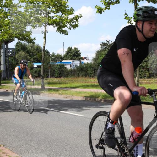 10.08.2025 - GEWOBA Citytriathlon Bremen Yannick Fuchs http://msf.ph/oto/8574829 10.08.2025 14:17:58 Radfahren 51, 91, 214, 240, 263 meine-sportfotos.de