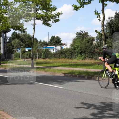 10.08.2025 - GEWOBA Citytriathlon Bremen Yannick Fuchs http://msf.ph/oto/8574844 10.08.2025 14:18:05 Radfahren 51, 91, 214, 240, 263 meine-sportfotos.de