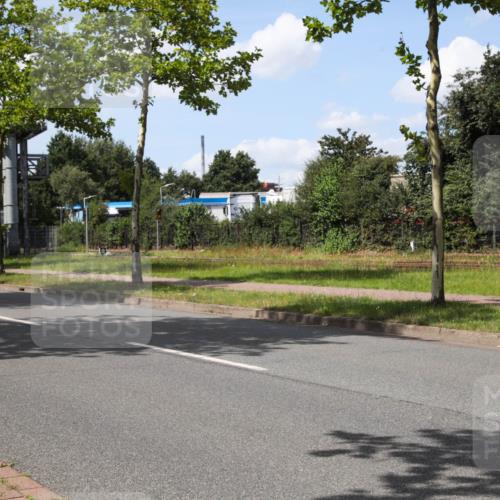 10.08.2025 - GEWOBA Citytriathlon Bremen Yannick Fuchs http://msf.ph/oto/8574856 10.08.2025 14:18:18 Radfahren 47, 75, 100, 147, 214, 255, 295 meine-sportfotos.de